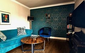 Boutique Apartment On Royal Mile - Sleeps 4